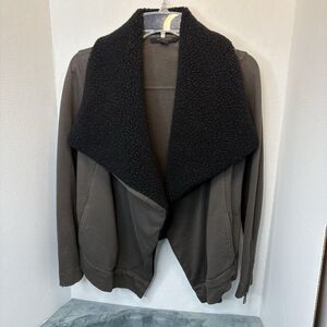 AllSaints Bora Women's Black/Gray Fleece Open Jacket Size XS Faux Fur